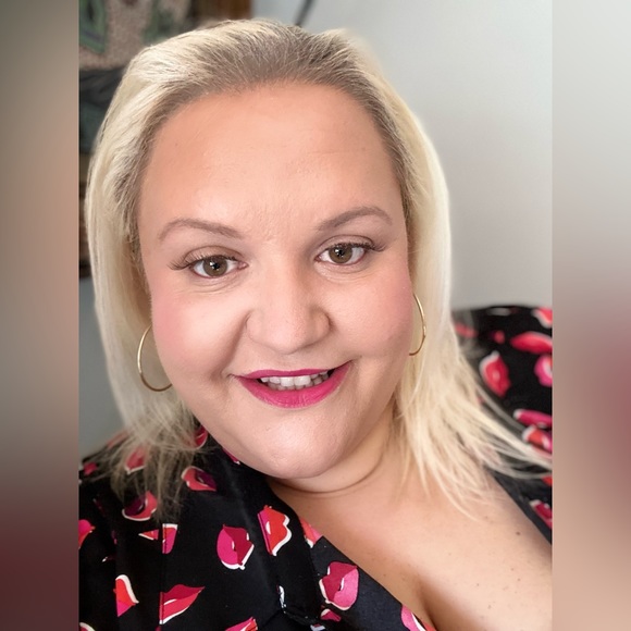 Share showwwww - Picture 3 of 7